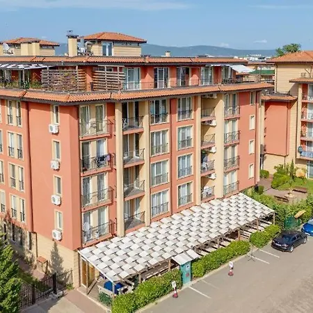 Apartman One-bedroom Near Cacao In Sunny View Complex Napospart